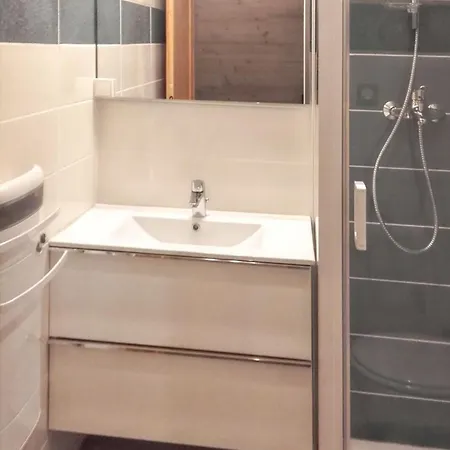 Cosy A 29 M² Vue Montagne Lägenhet *